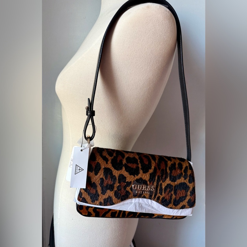 Guess Domitila Mini Over Flap Shoulder Women Bag in Leopard - Picture 4 of 7